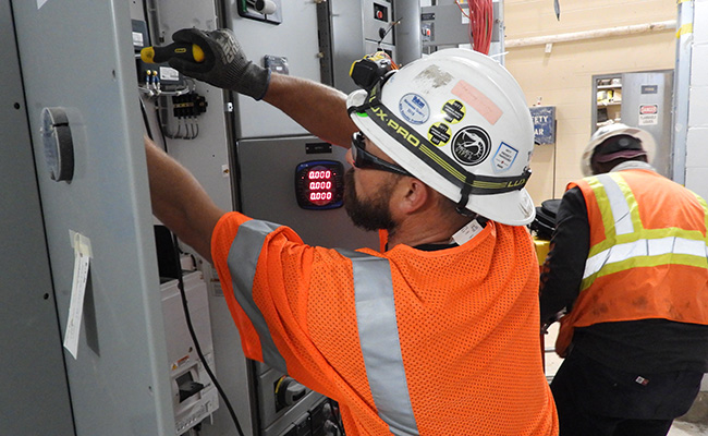 Startup and Commissioning Startup and Commissioning